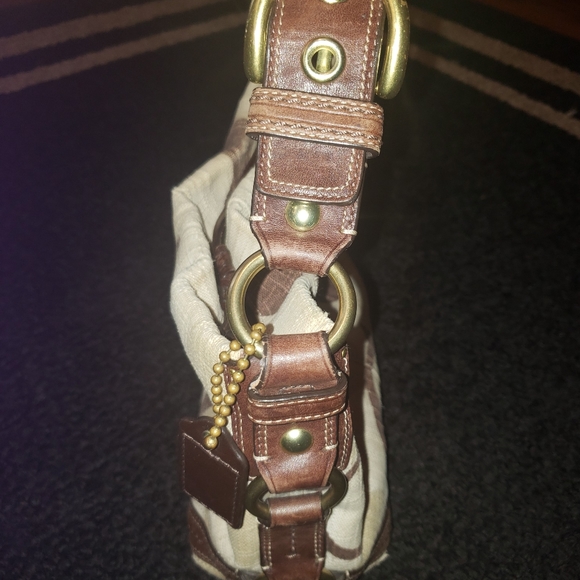 Coach Bag - Picture 3 of 5